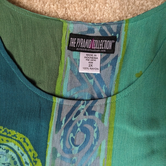 The Pyramid Collection Green Blue Teal Batik Print Layered Sleeveless Dress - Picture 3 of 7